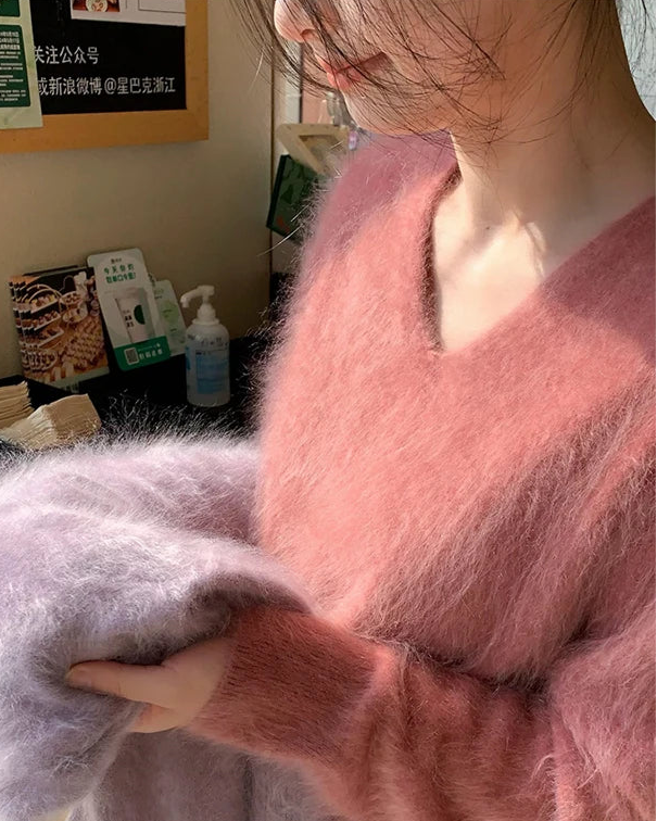 Cashmere Fluffy V-Neck Pullover