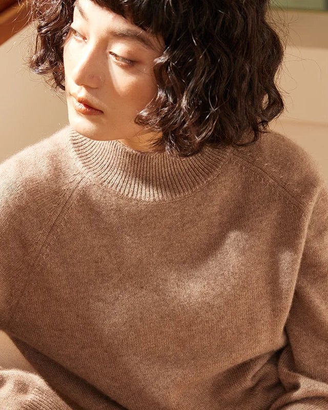 Stylish Cashmere Turtleneck Thick Knitted Sweater