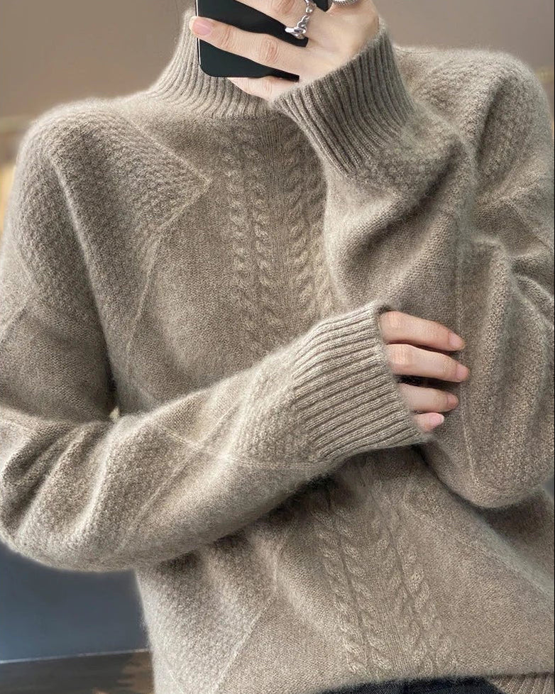 Half High Neck Wool Knit Pullover
