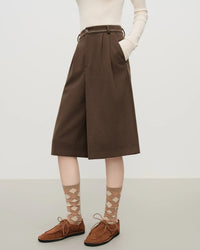 Retro Straight-Leg Loose High-Waisted Shorts