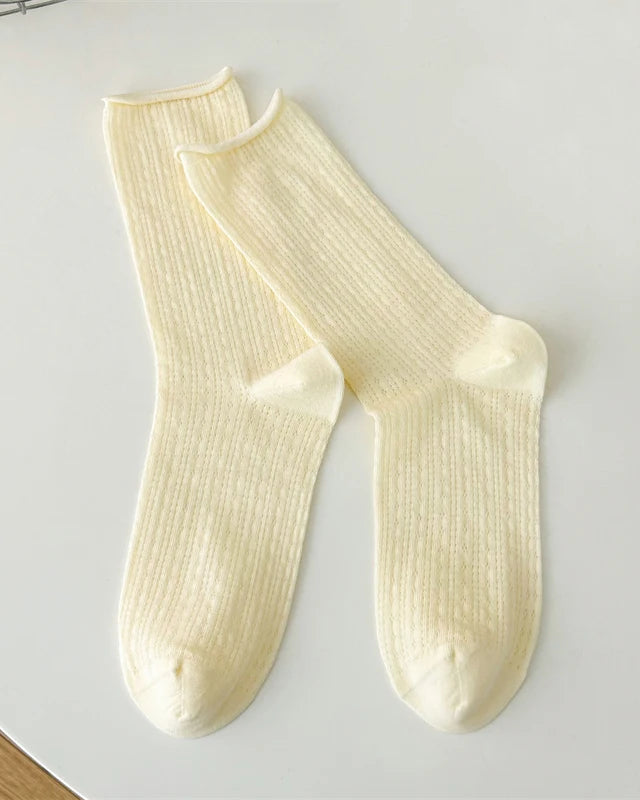 Lightweight Knit Hollow Crew Socks