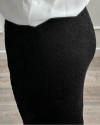 Slim-Fit Lace Pencil Skirt