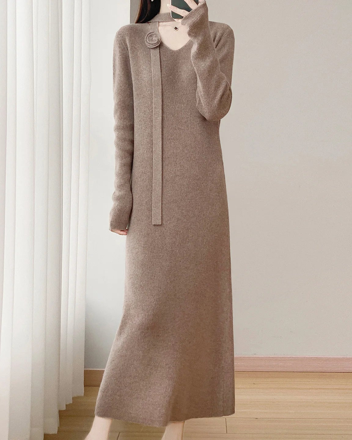 Elegant Long Sleeve Knit Dress