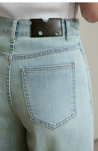 Distressed Vintage Jeans