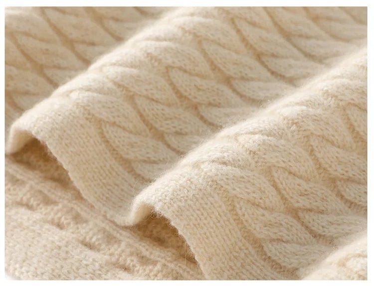 Classic Cable Knit Cashmere Short Scarf