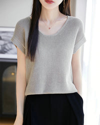 Crew-Neck Sleeveless Knit Top