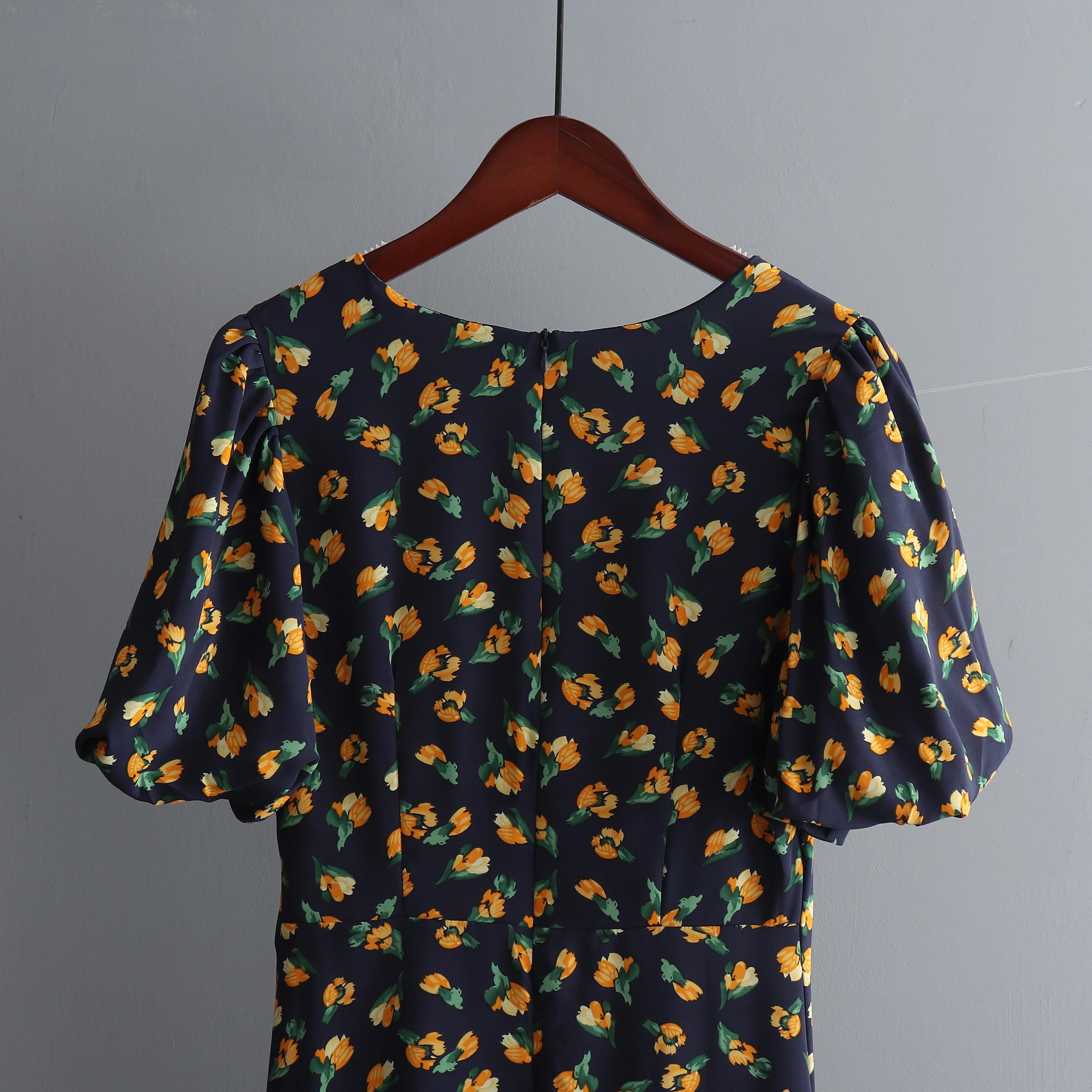 Floral Printed V-Neck Chiffon Dress