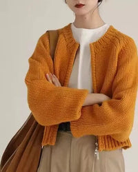 100% merino wool O-neck short loose open cardigan jacket. Extra-heavy, medium stretch — a soft, warm, casual autumn winter knitwear coat for women.