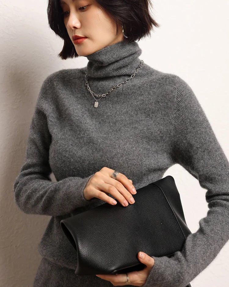 Soft Cashmere Turtleneck Slim-Fit Sweater