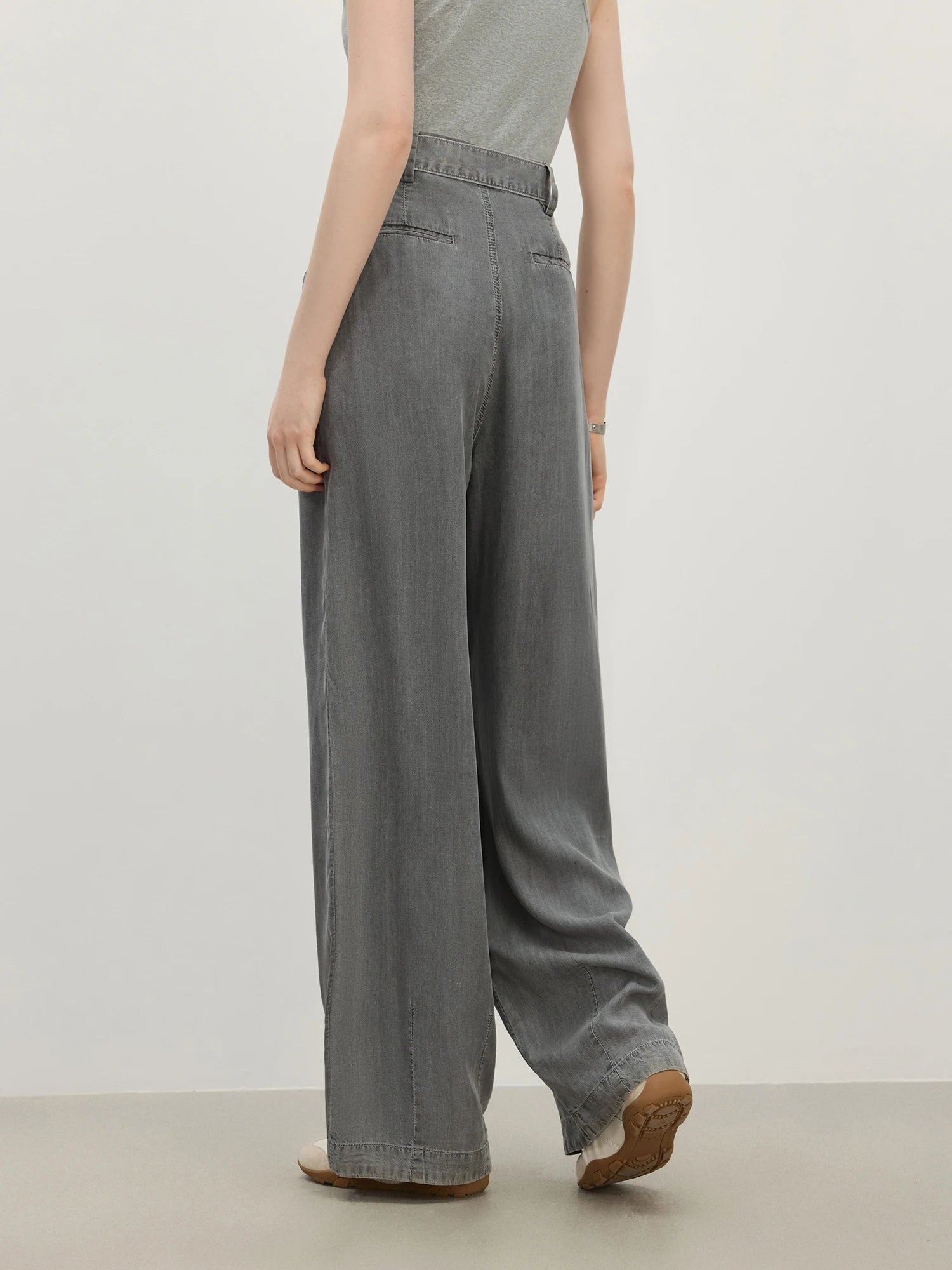 Draped Relaxed Wide-Leg Denim Pants