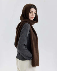 Wool knit beanie scarf — a seamless one-piece winter accessory designed for warmth, minimal style, and all-day comfort.