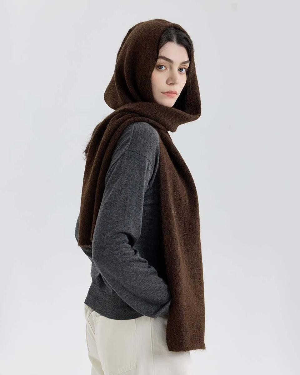 Wool knit beanie scarf — a seamless one-piece winter accessory designed for warmth, minimal style, and all-day comfort.