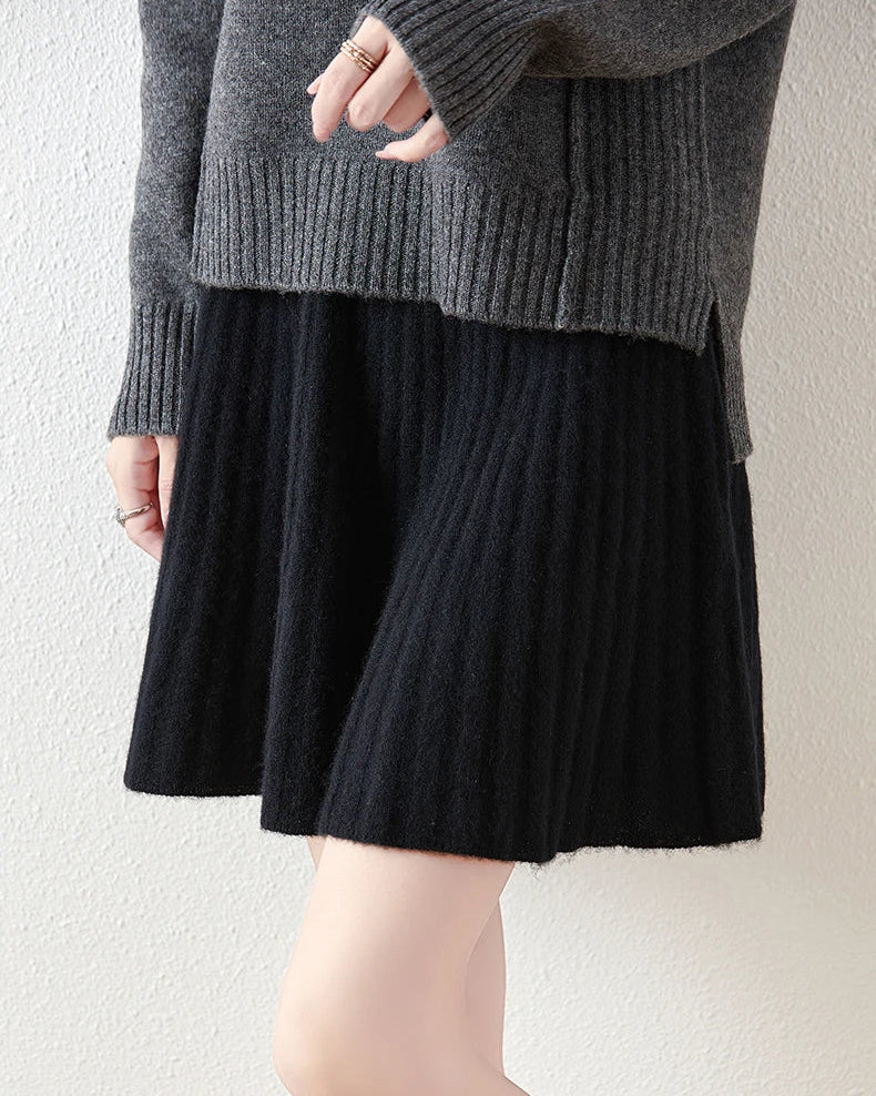 Wool Knitted Fashionable Solid-Color Short Skirt
