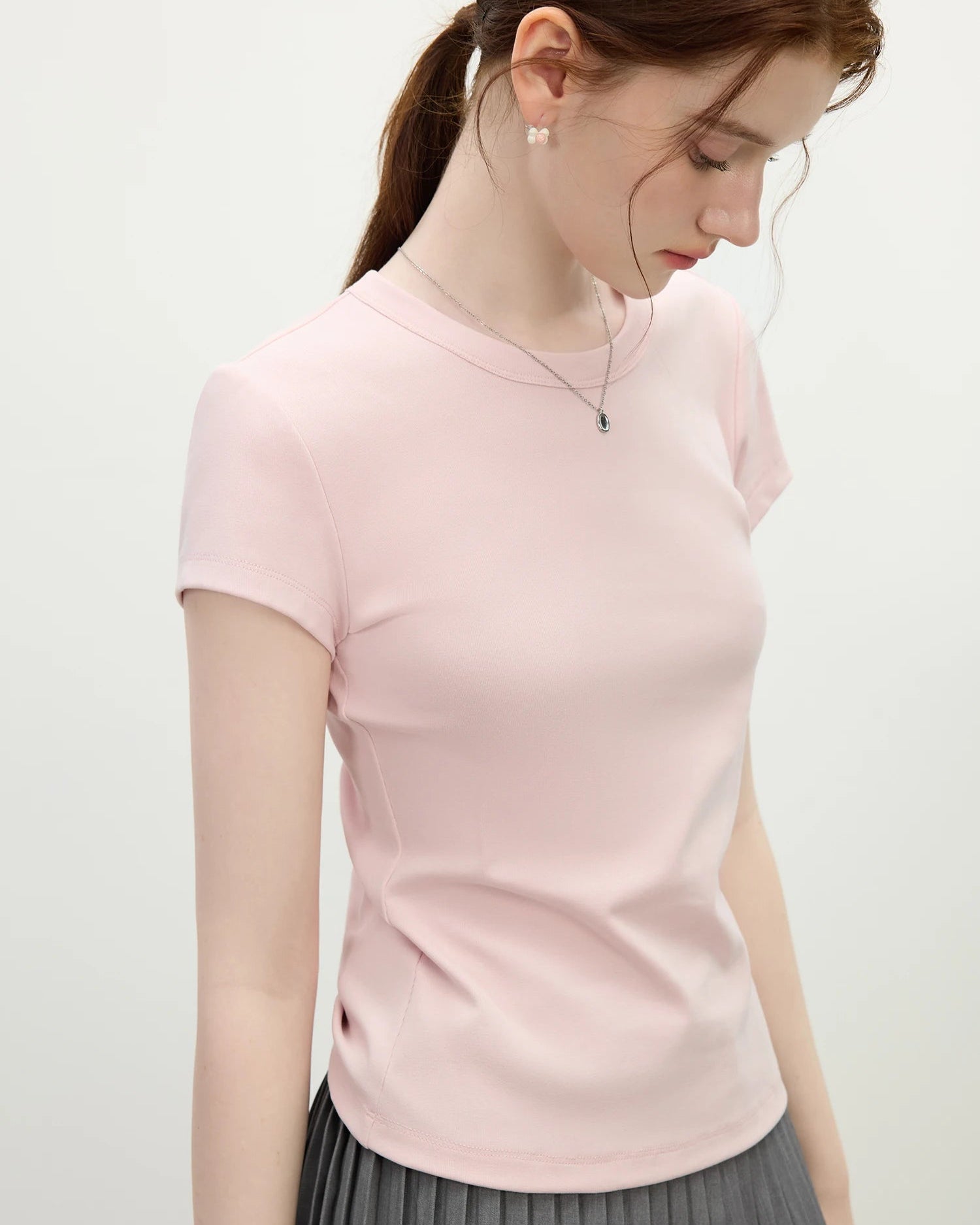 Straight-Cut Slim-Fit Crew Neck Short-Sleeved T-Shirt