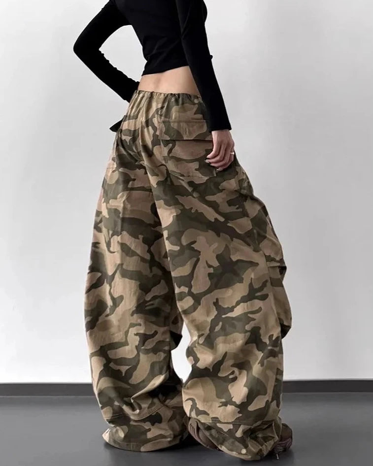 Relaxed Camo High Waist Trousers