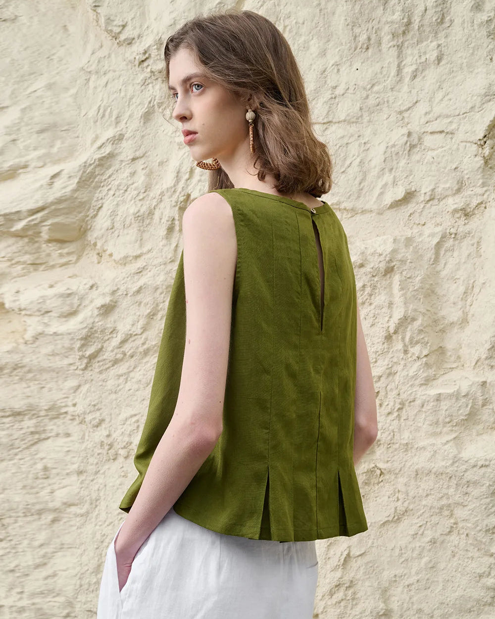 Pleated Linen Blend Sleeveless Tank Top