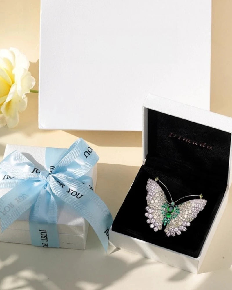 Exquisite Baroque-Style Butterfly Brooch
