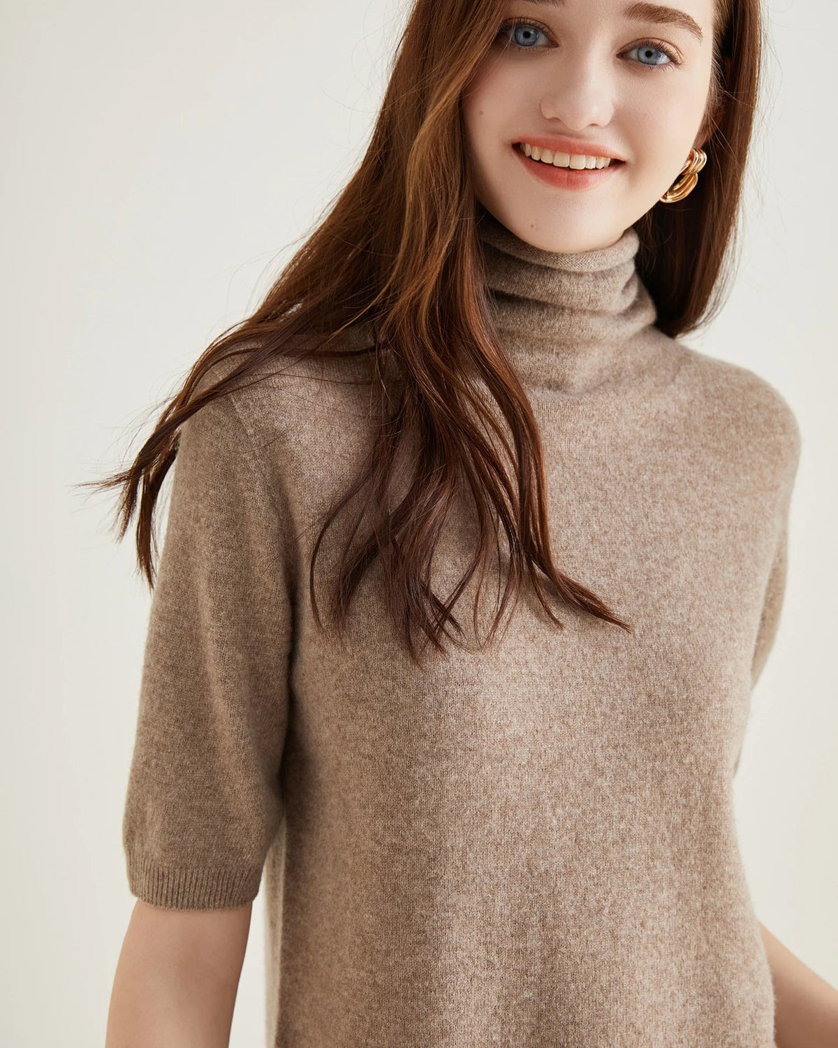 Merino Wool Half-Sleeve Turtleneck