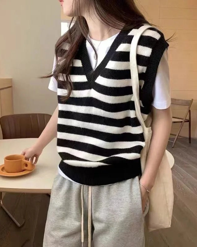 Vintage Striped V-Neck Pure Wool Knitted Waistcoat