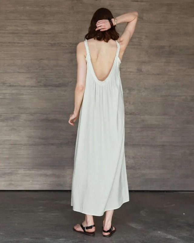 Elegant Backless Sleeveless Loose Robe Dress