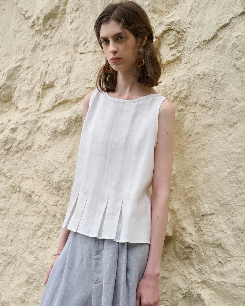Pleated Linen Blend Sleeveless Tank Top