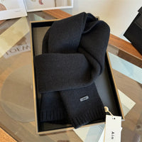 Women's Solid-Color Wool Scarf
