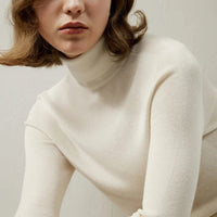 Seamless Silk-Cashmere Turtleneck Jumper