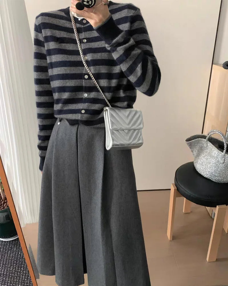 Heavyweight Cashmere Crewneck Cardigan