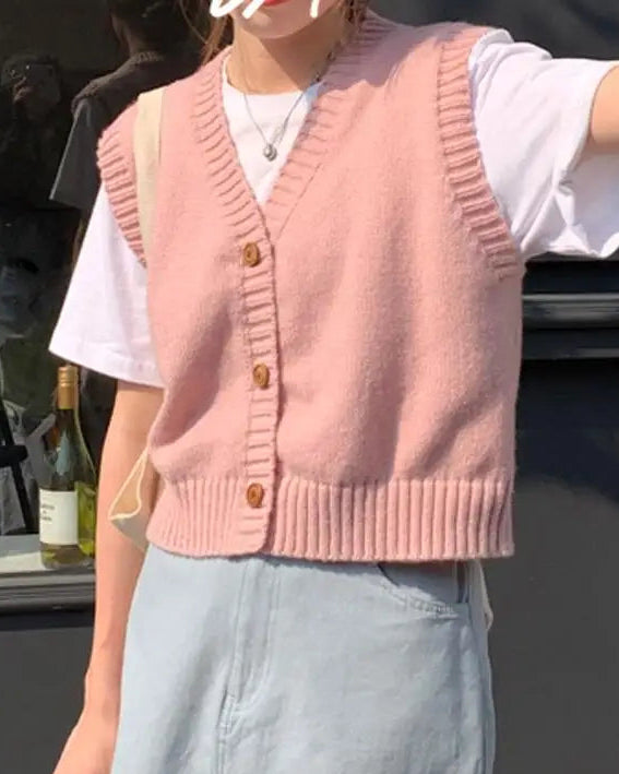 Cropped V-Neck Knit Sweater Vest