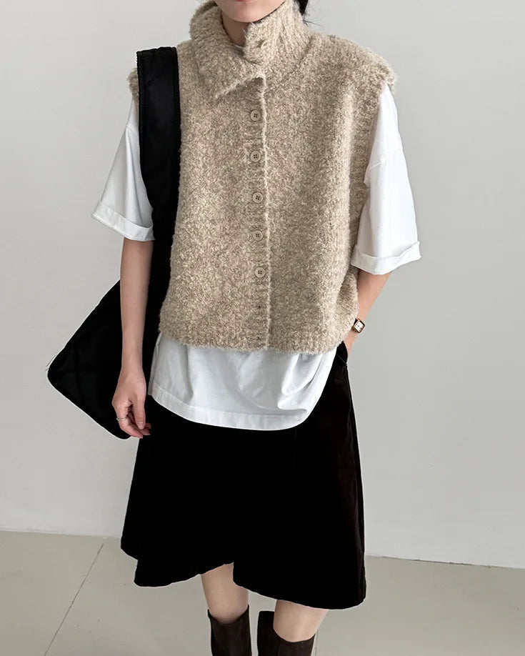 Turn Down Collar Knit Sleeveless Vest