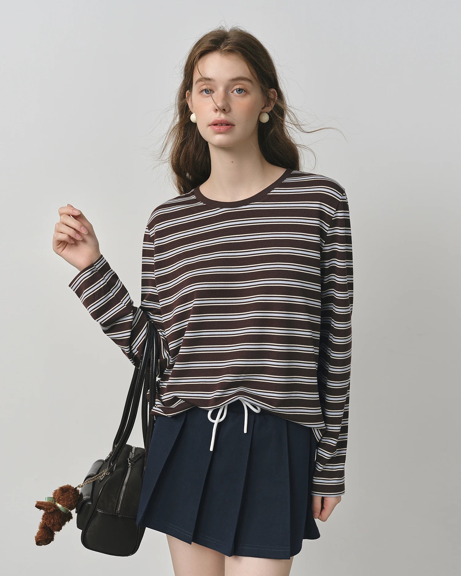 Stylish Loose-Fitting Crew Neck Striped T-Shirt