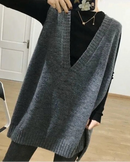 Relaxed V-Neck Knit Sweater Vest