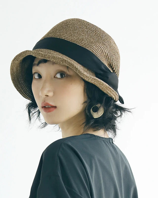 Foldable cotton bucket hat with geometric pattern, shaping wire brim and adjustable fit (55–58 cm). Casual Korean-inspired style for spring and summer outdoor wear.