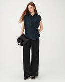 Minimal Effortless Knit Sleeveless Shirt