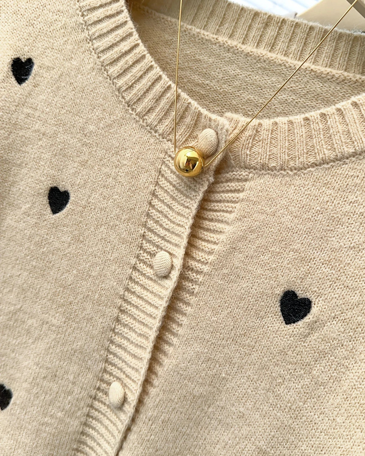 Heart Motif Crewneck Knit Cardigan