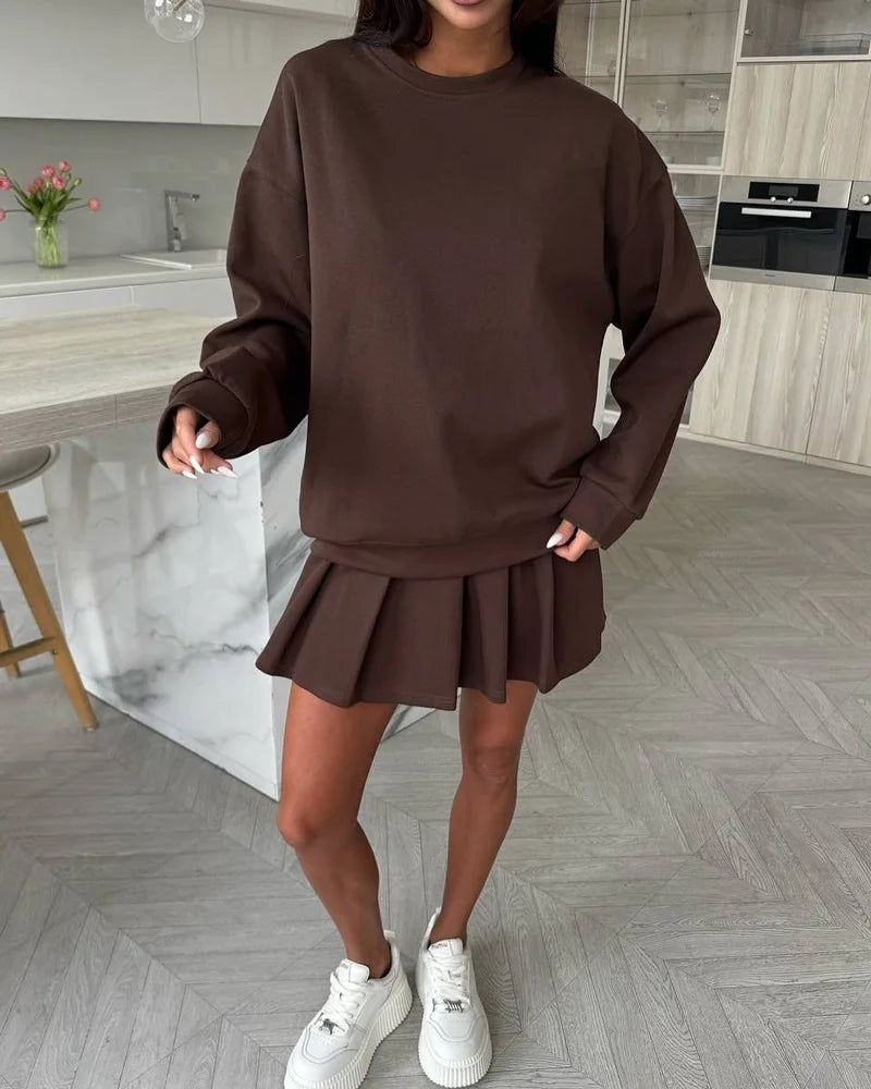 Loose-Fit Fleece Pullover Sweatshirt