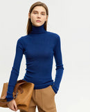 Simple Slim-Fitting Wool Turtleneck Sweater