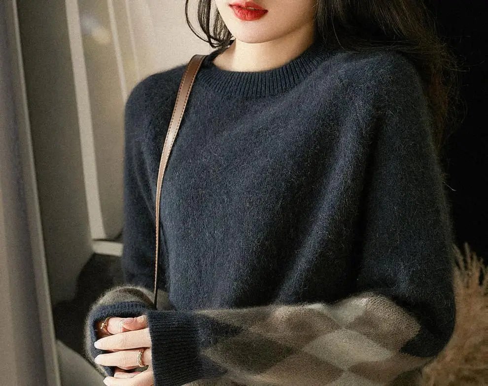 Round Neck Patchwork Pullover Sweater