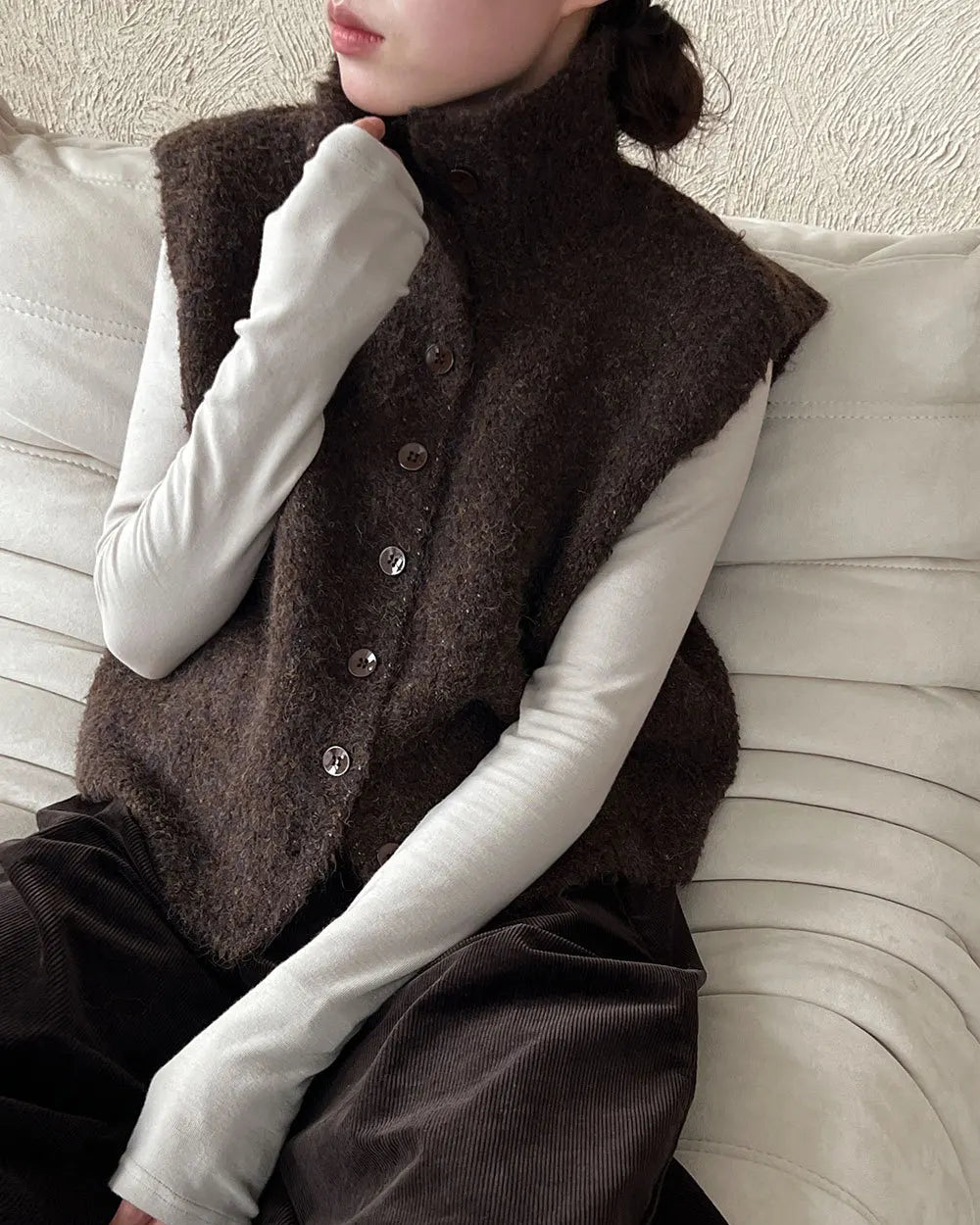 Turn Down Collar Knit Sleeveless Vest