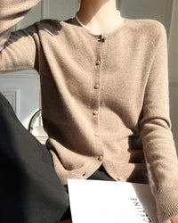 Wool Round-Neck Single-Breasted Cardigan