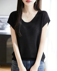Crew-Neck Sleeveless Knit Top