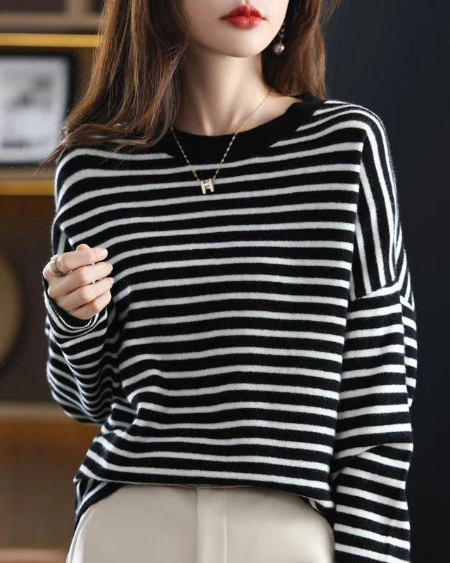 Black / M