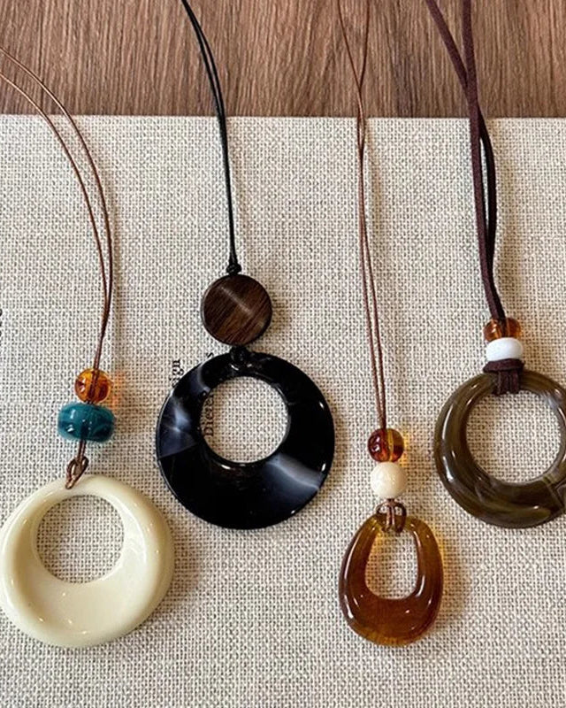 Vintage Resin Circle Pendant Rope Necklace