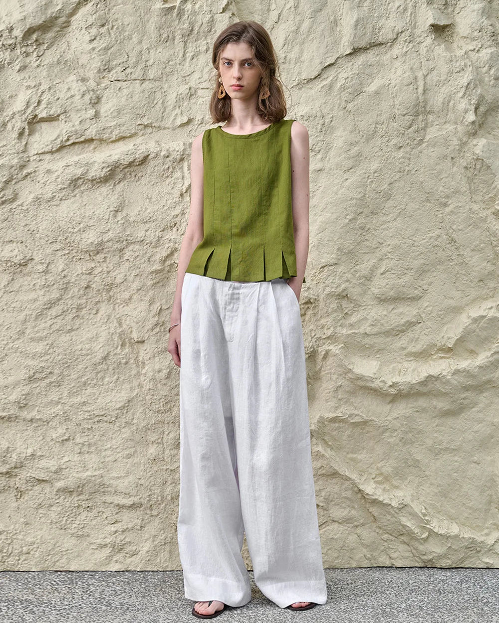 Pleated Linen Blend Sleeveless Tank Top