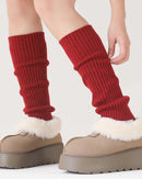 Knitted in a premium wool-viscose-nylon blend, they offer the natural warmth of wool alongside the smooth drape of viscose and the durability of nylon — a combination that performs as well as it looks.