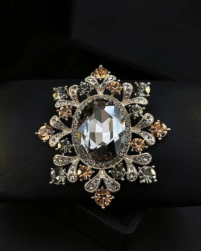 Exquisite Vintage Crystal Brooch