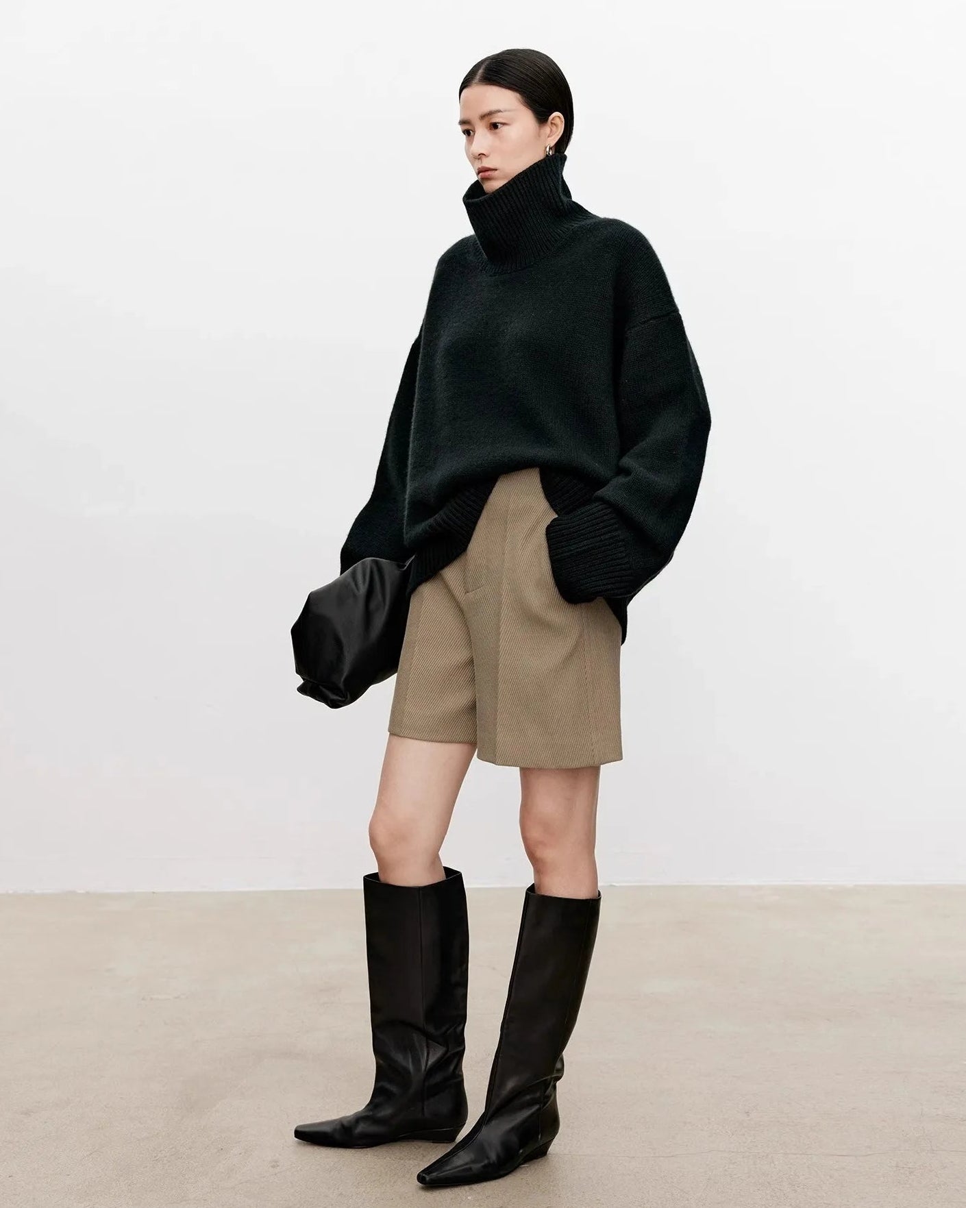 Oversized Cashmere Turtleneck Sweater