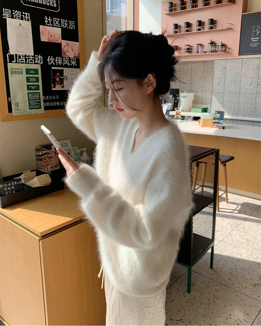 Cashmere Fluffy V-Neck Pullover