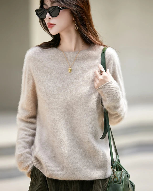 Loose-Fit Crewneck Pullover Sweater