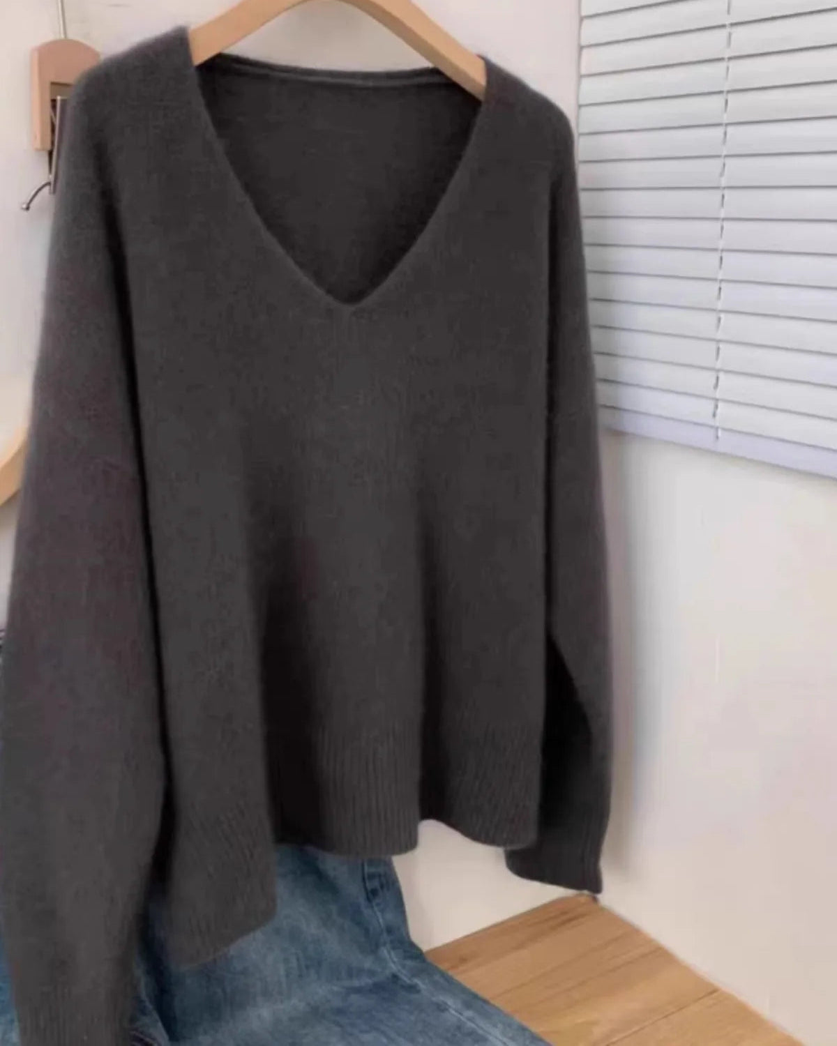 Batik Cashmere V-Neck Loose Sweater